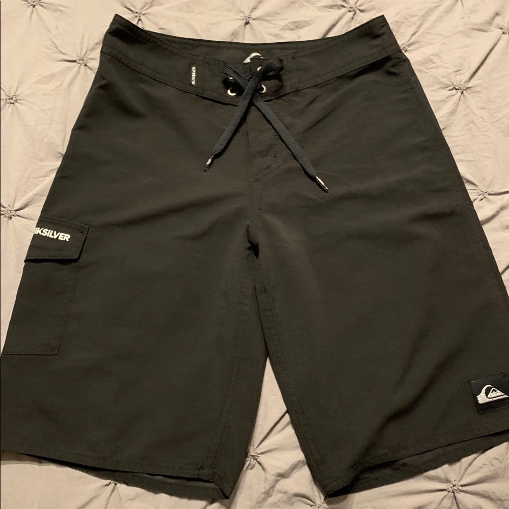 Never worn quicksilver big boy swim sz 26